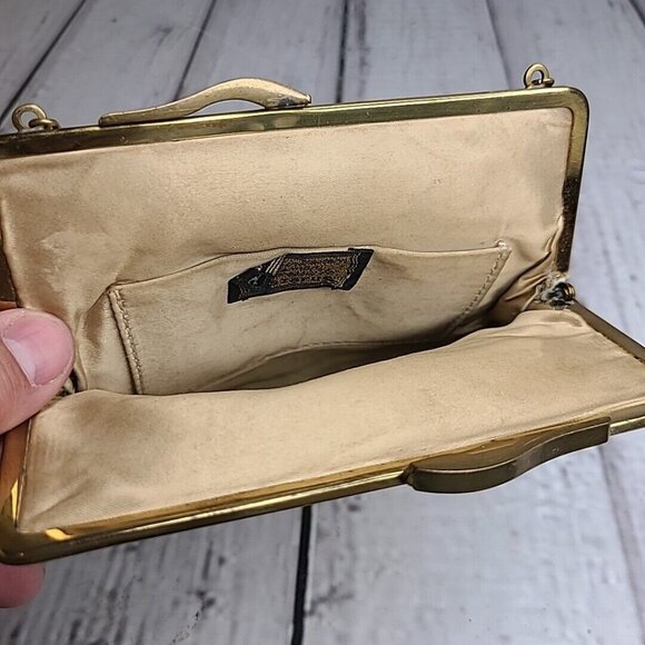 Vintage Lord & Taylor Small Clutch, Tapestry Handbag w/ Metal Golden Chain - Picture 5 of 10